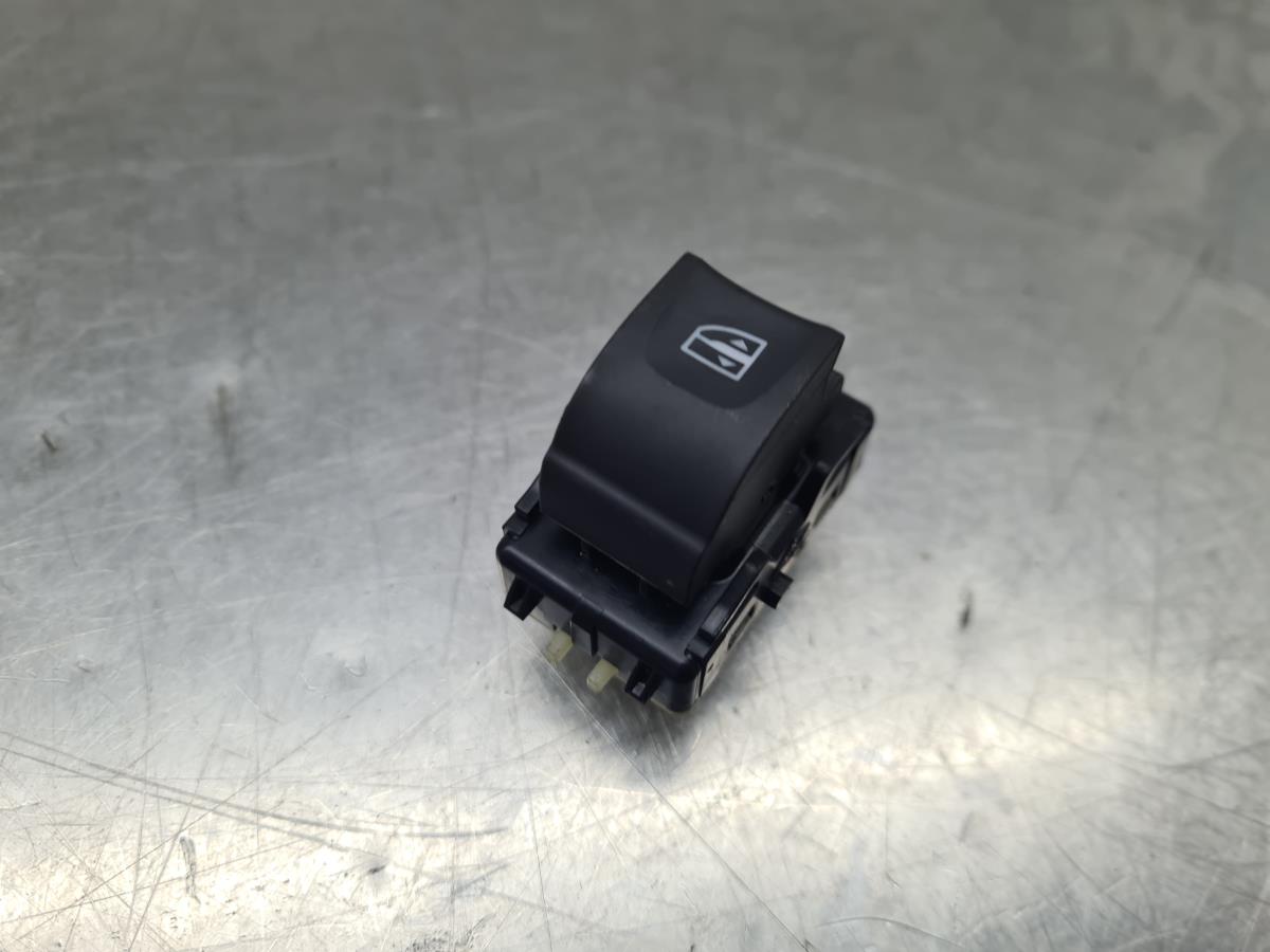 Mando / interruptor elevalunas delantero derecho RENAULT Clio IV (BH_)