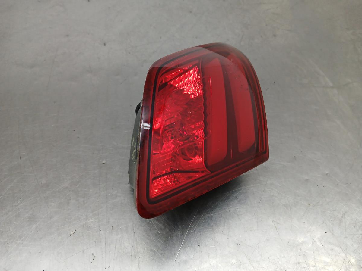 Fanale Destro Baule PEUGEOT 308 II Imagem-1