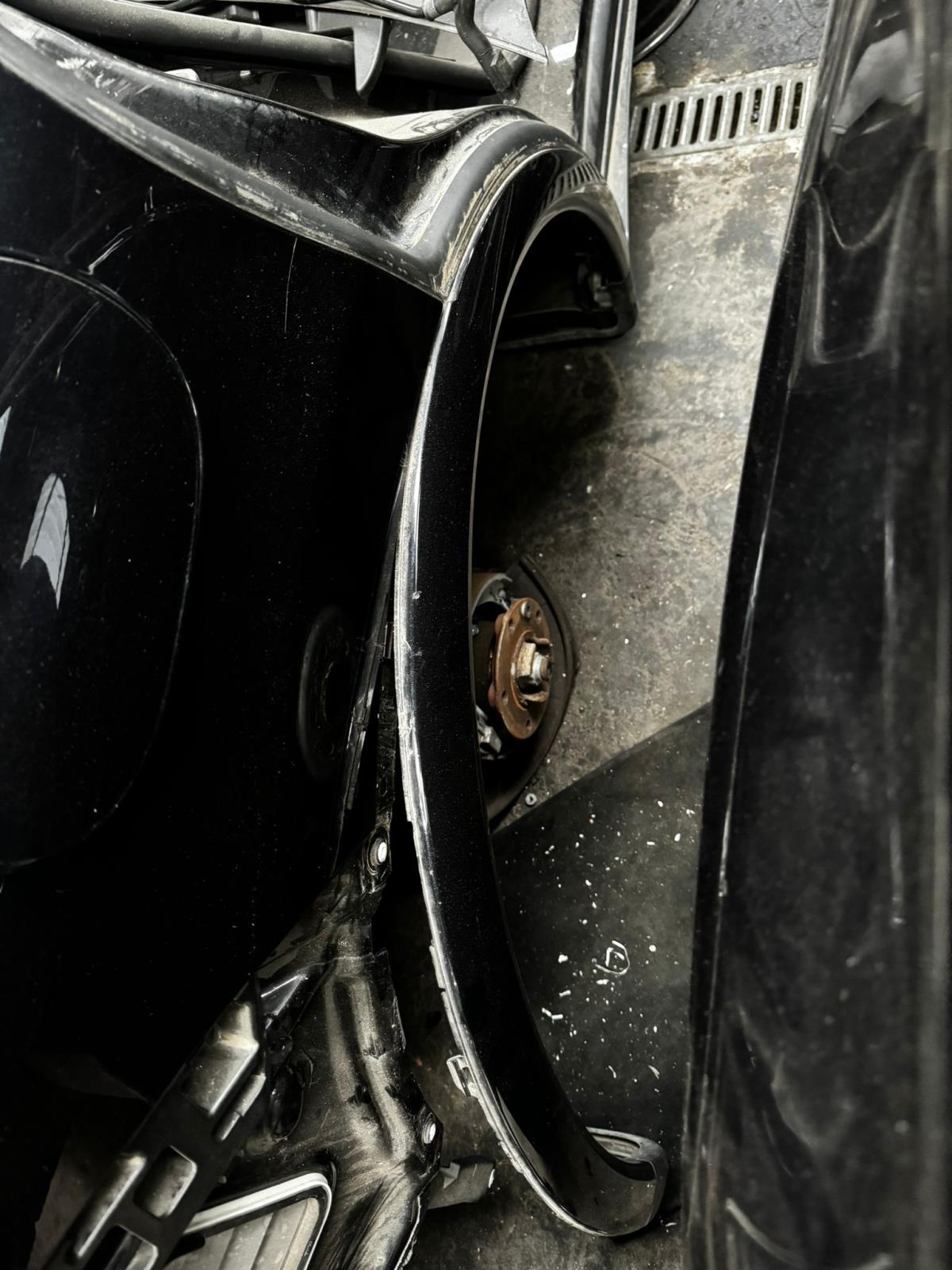 Friso exterior PORSCHE Cayenne (92A) Imagem-0