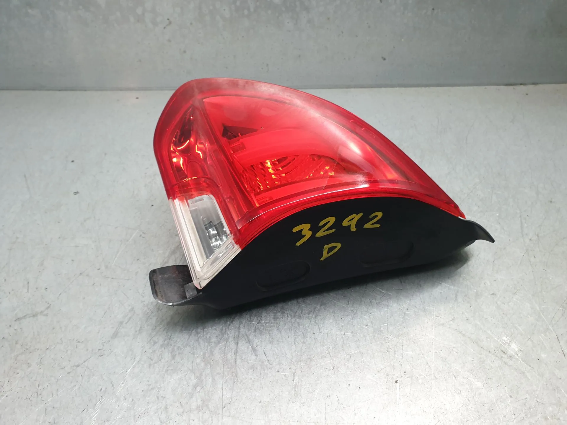 Fanale Destro Baule PEUGEOT 2008 I (CU_) Imagem-2