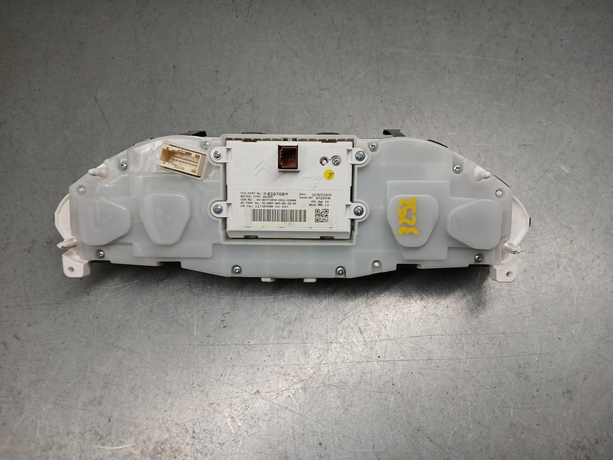Quadrante / painel de instrumentos PEUGEOT 2008 I (CU_) Imagem-3