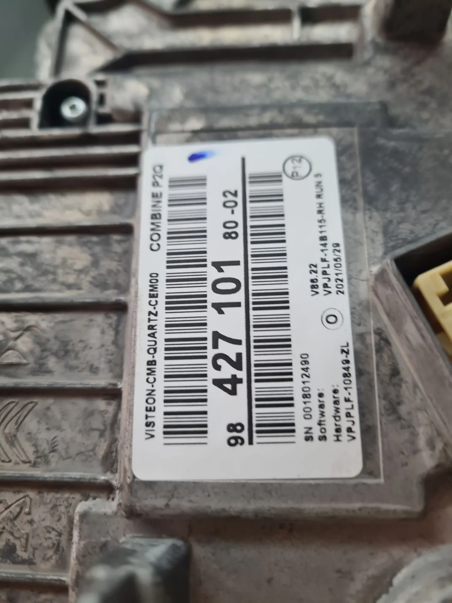 Quadrante / painel de instrumentos PEUGEOT 2008 II (U_) Imagem-2