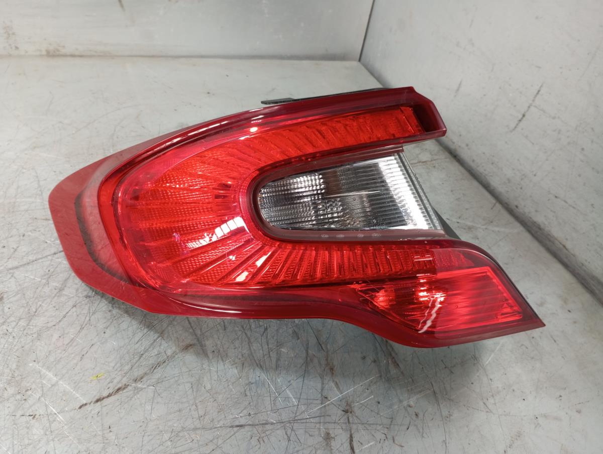 Feu arrière Gauche FIAT Tipo Sedan (356_)