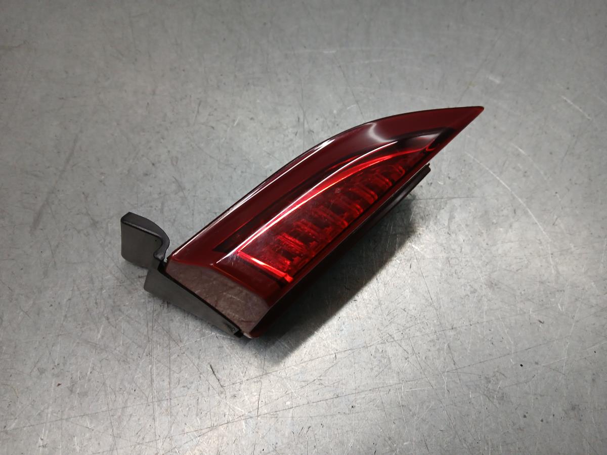 Left trunk lid reflector FIAT Tipo Sedan (356_) Imagem-1