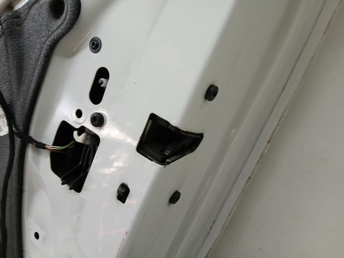 Fechadura / fecho porta trás direito BMW 1 (F20)