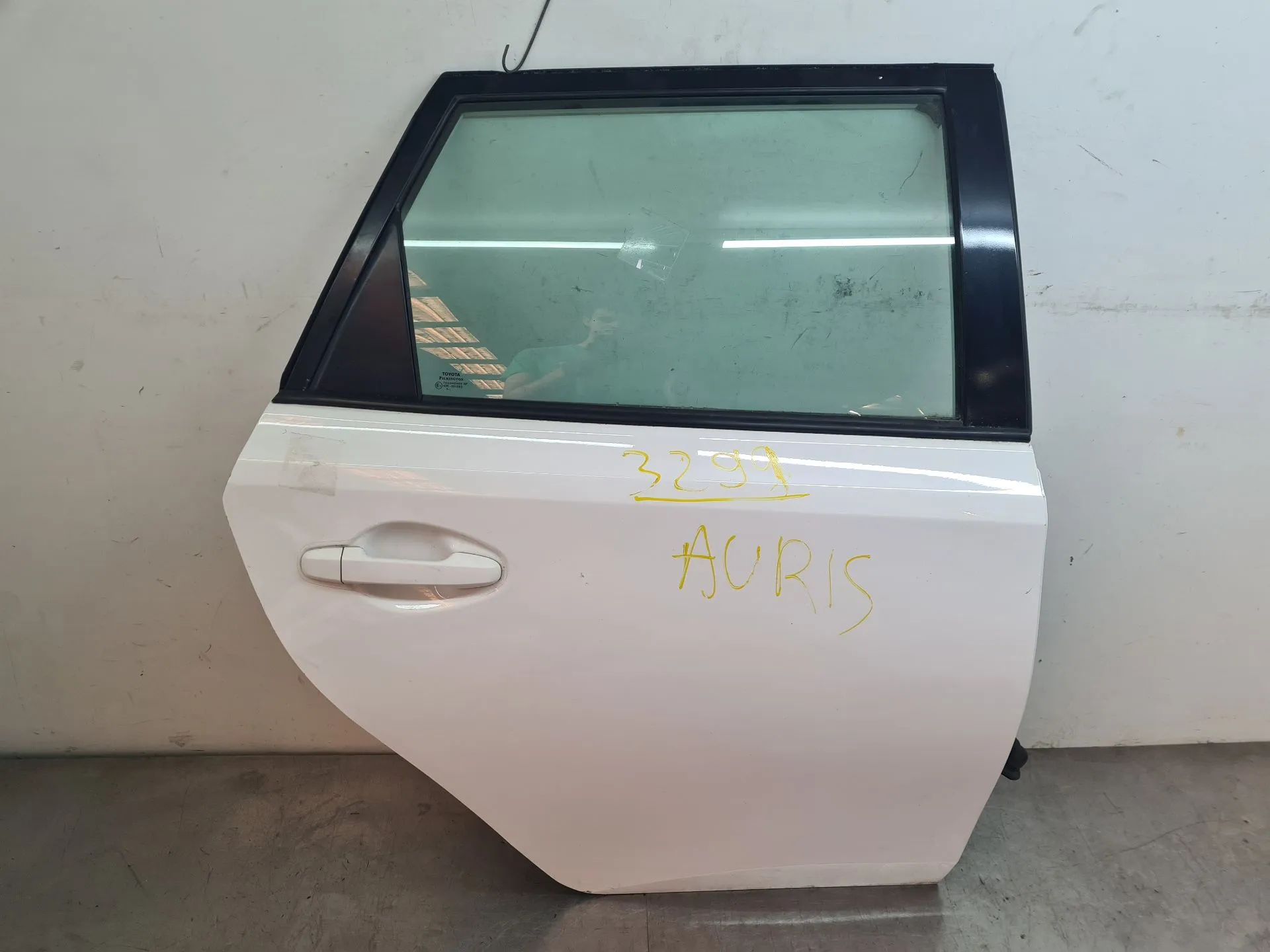 Porta trás direita TOYOTA Auris Touring Sports (_E18_)