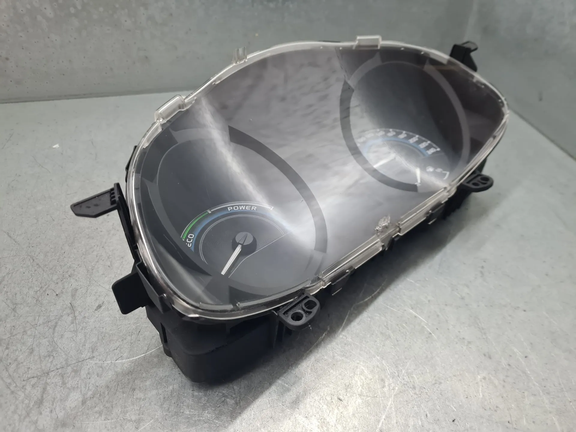 Instrument cluster TOYOTA Auris Touring Sports (_E18_) Imagem-1