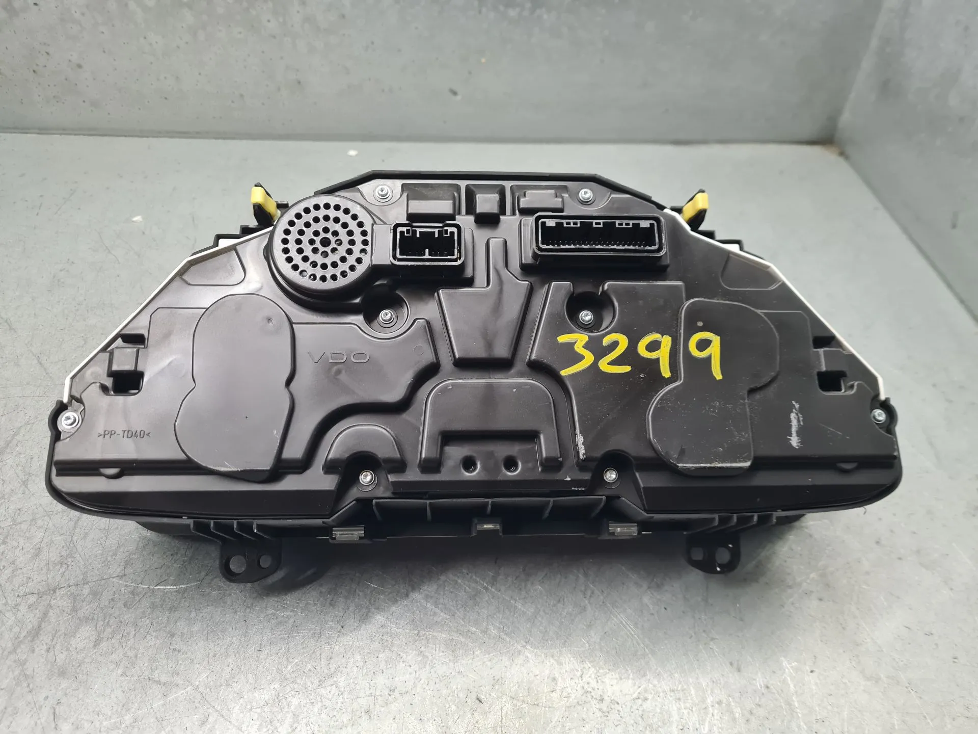 Instrument cluster TOYOTA Auris Touring Sports (_E18_) Imagem-5