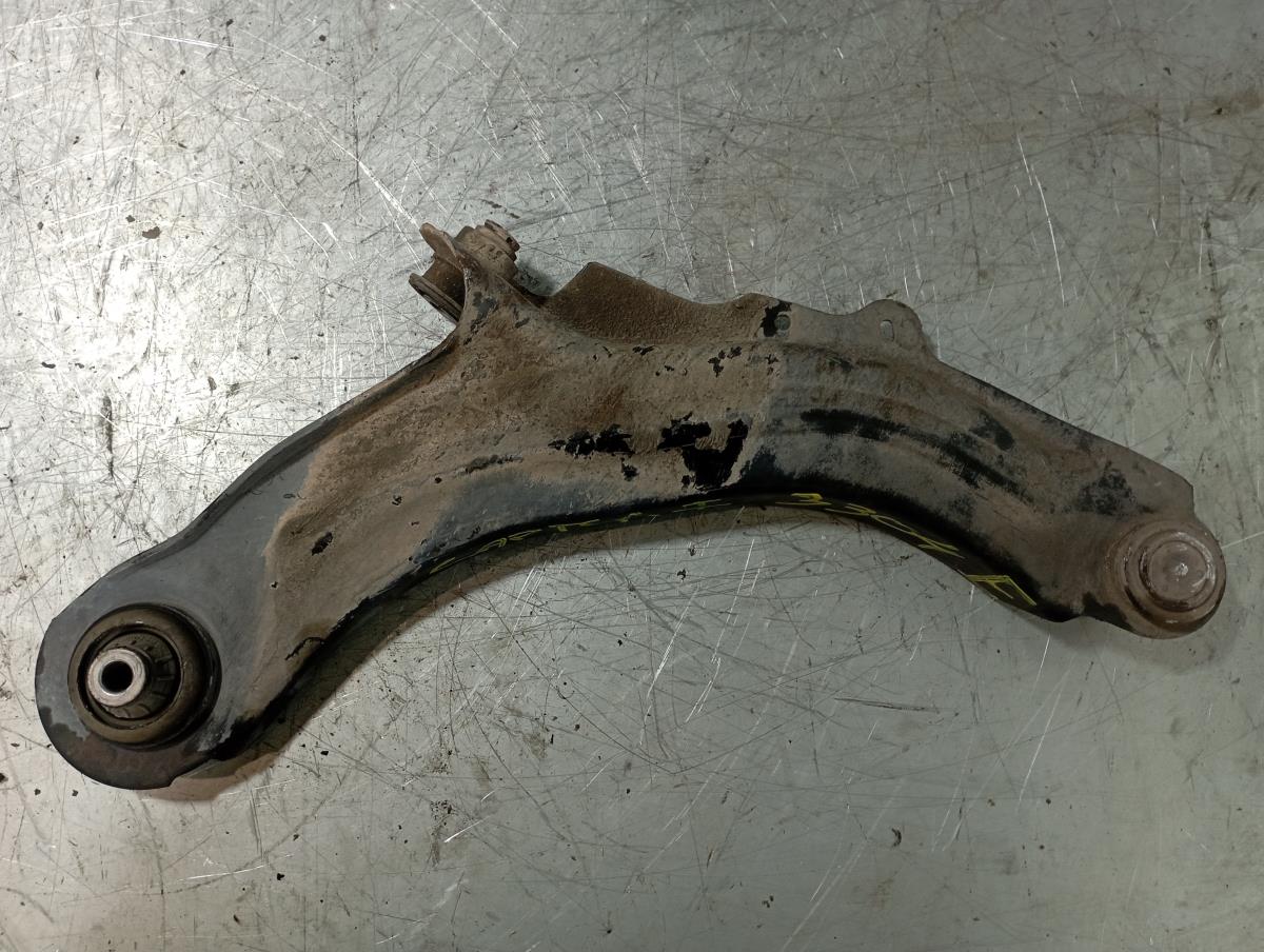 Braccio di sospensione anteriore sinistro RENAULT Captur (J5_)
