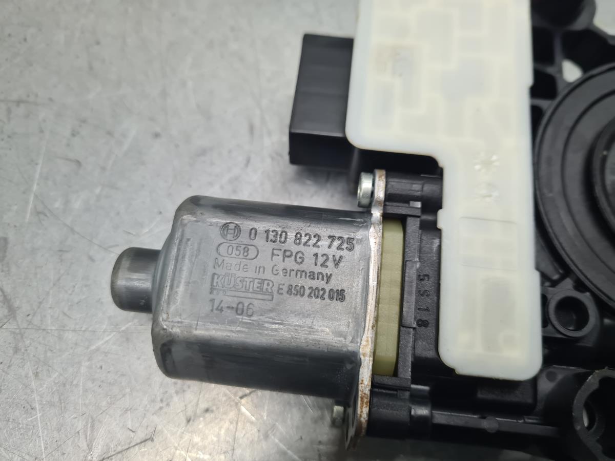 Moteur lève-vitre arrière gauche VOLKSWAGEN Golf VII (5G1, BQ1, BE1, BE2) Imagem-4