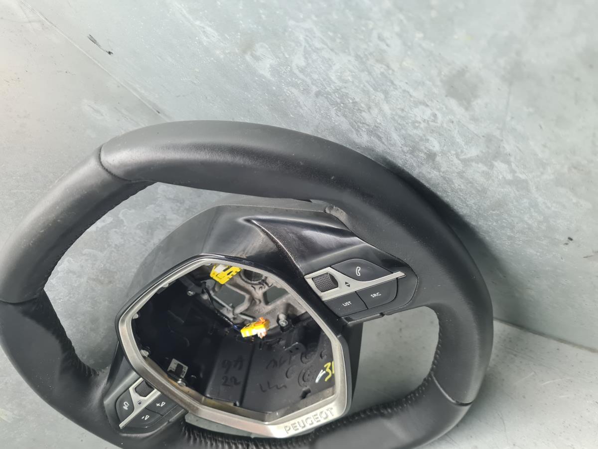 Volante de dirección PEUGEOT 208 II Imagem-1