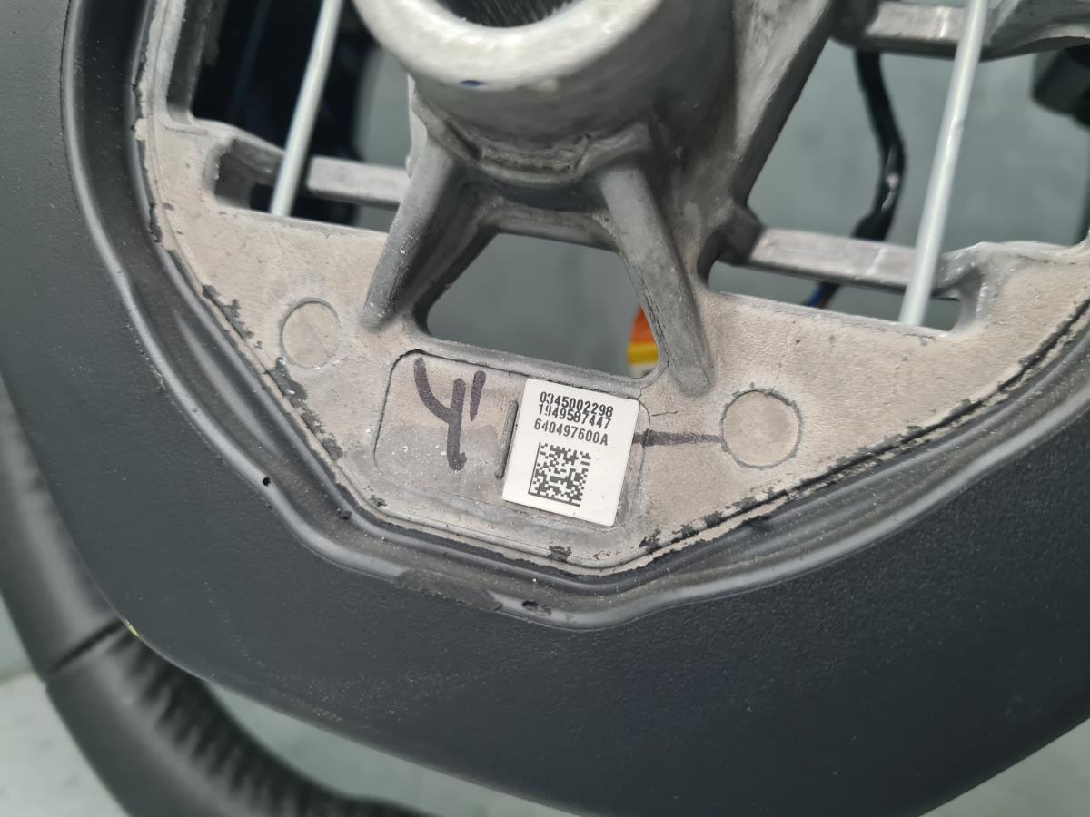 Volante de dirección PEUGEOT 208 II Imagem-10