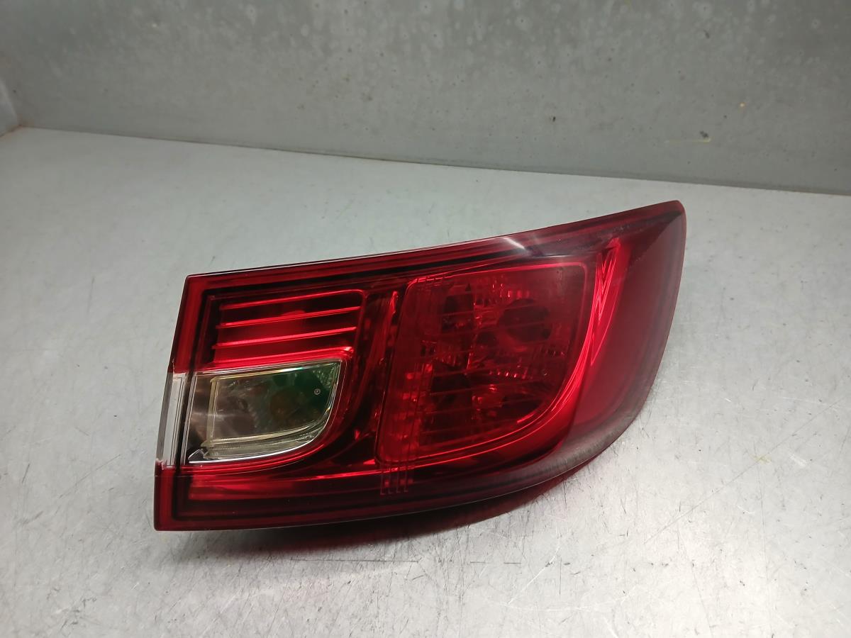 Right Tail light RENAULT Clio IV (BH_)