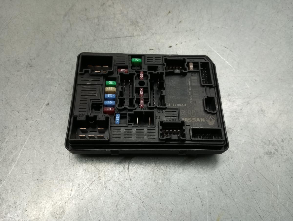 Caixa fusíveis / SAM / BSI DACIA Sandero III