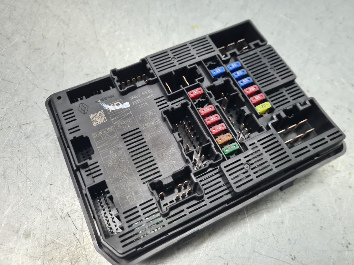 Caja fusibles / SAM / BSI NISSAN Micra V (K14)