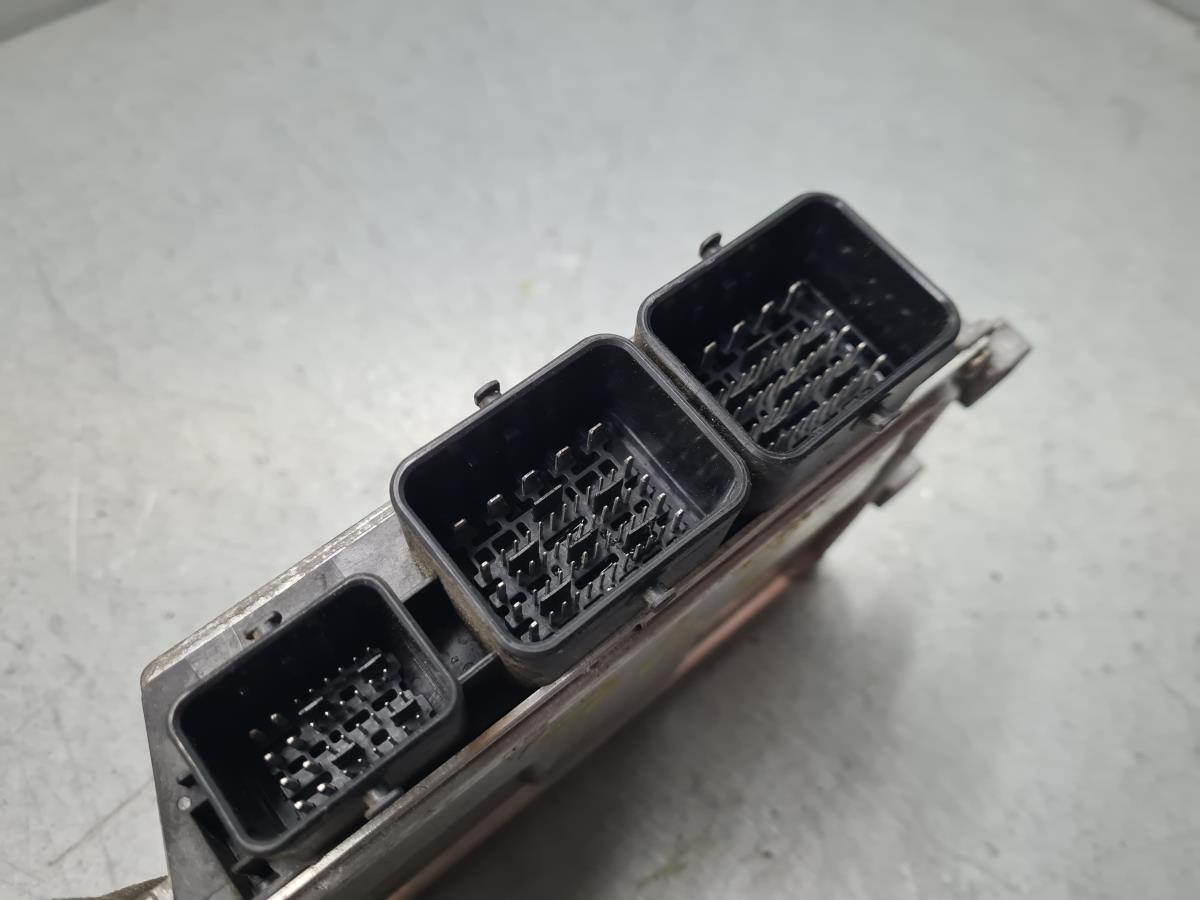 Centralina motor / ECU PEUGEOT 208 Imagem-2