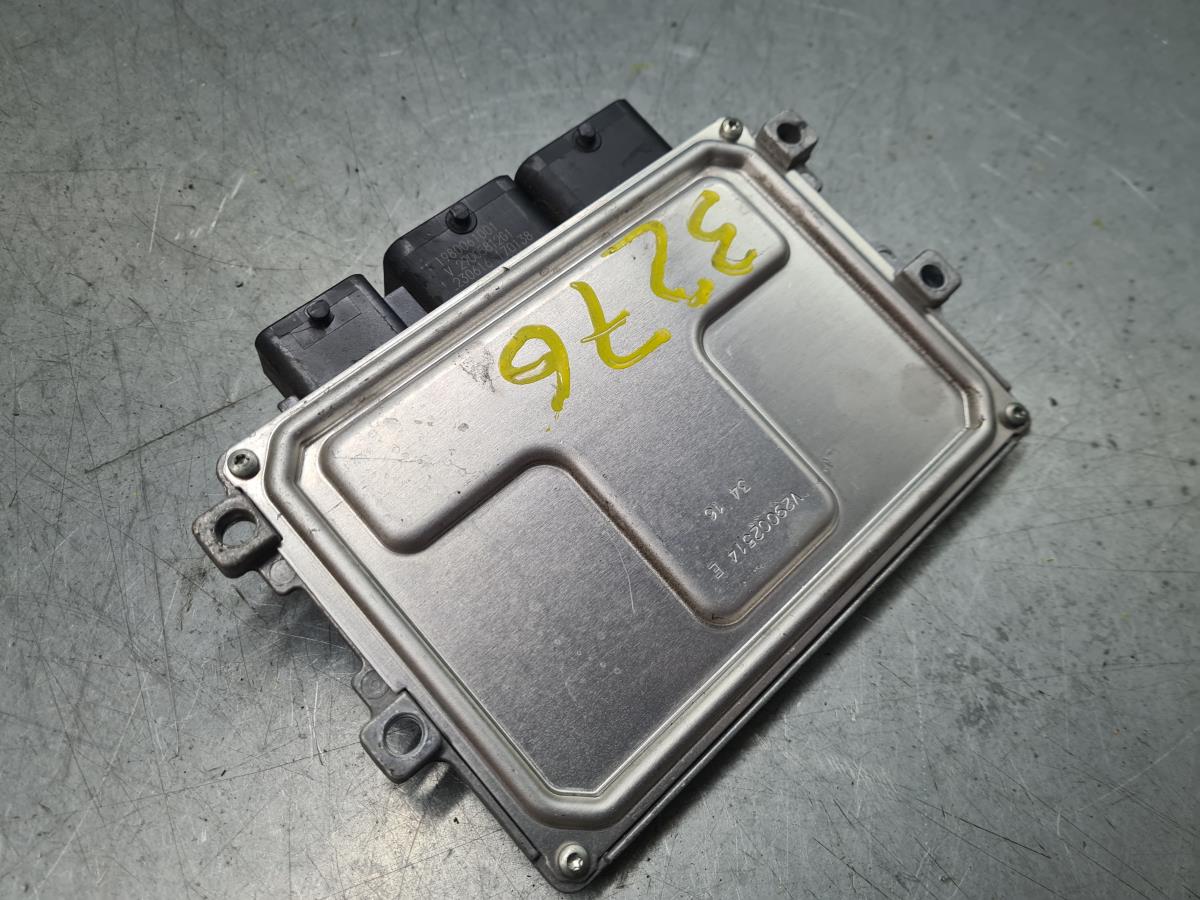Centralina motor / ECU PEUGEOT 208 Imagem-1