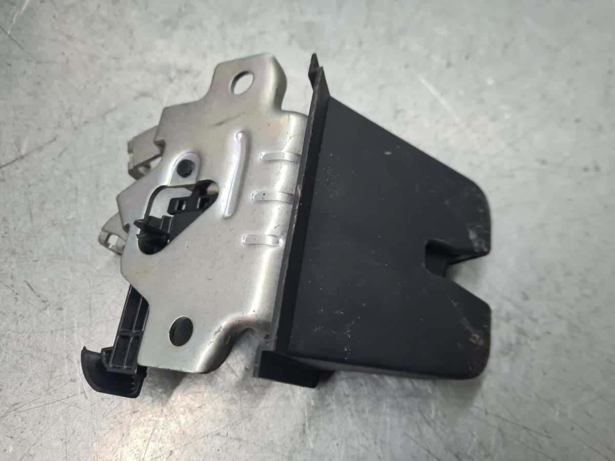 Cerradura / cierre maletero SKODA Kamiq (NW4)