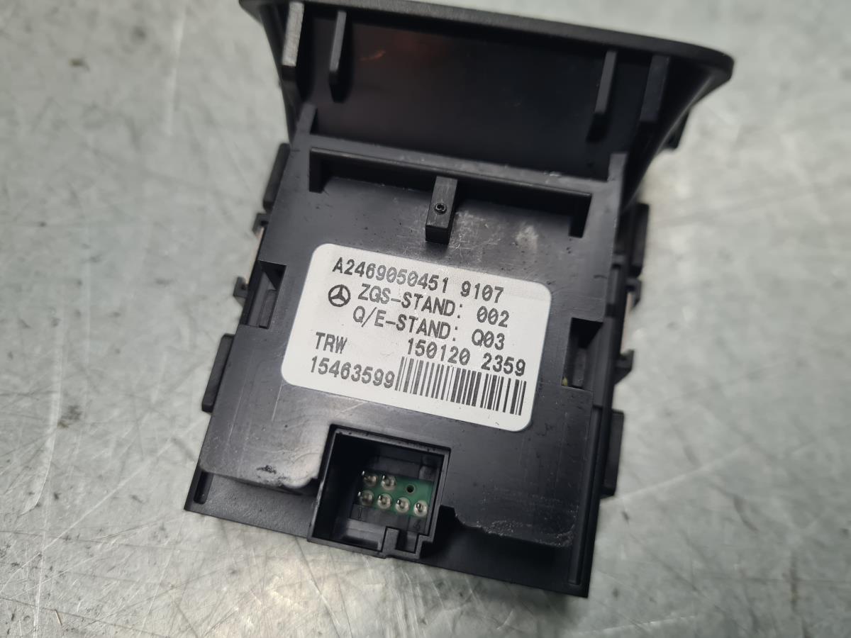 Botão / interruptor travão de parque MERCEDES-BENZ Classe A (W176) Imagem-2