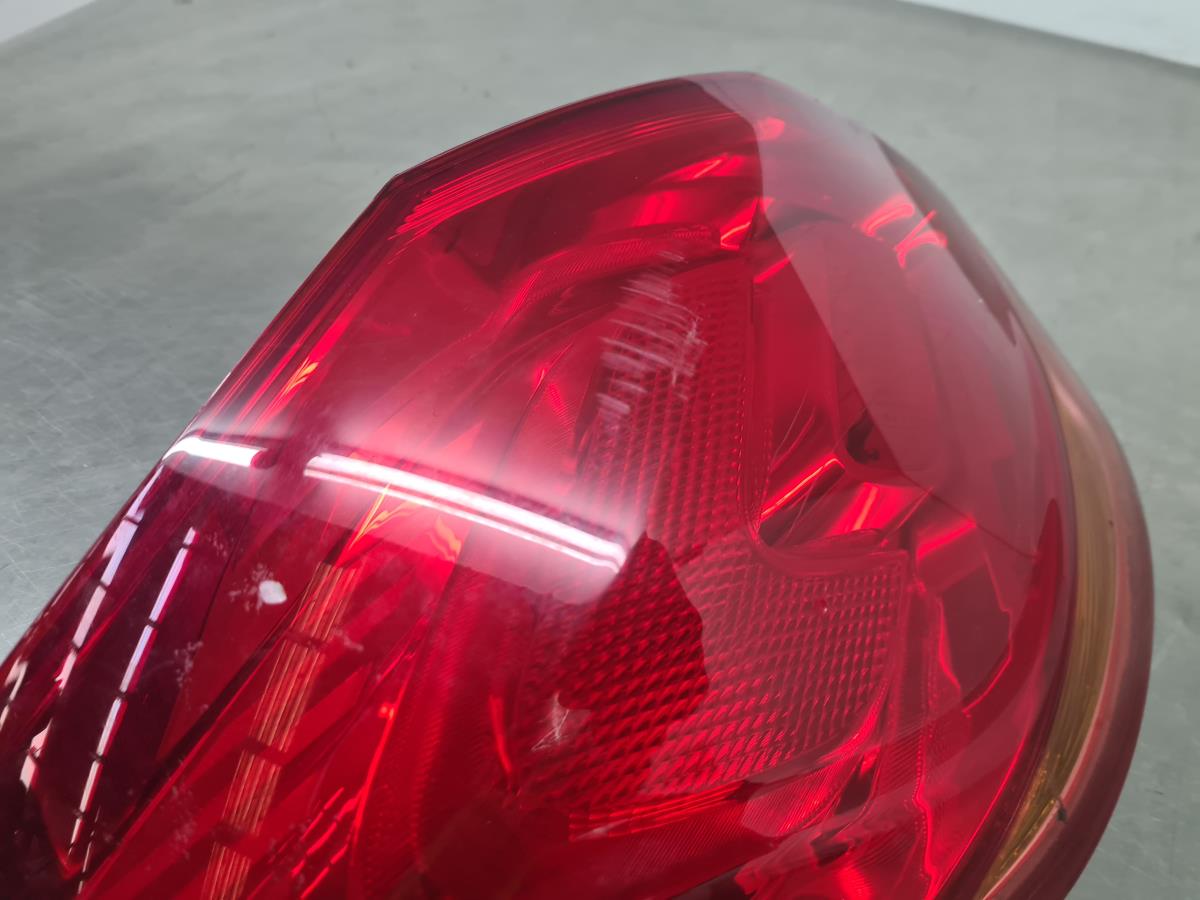 Feu arrière Gauche OPEL Astra J Imagem-2