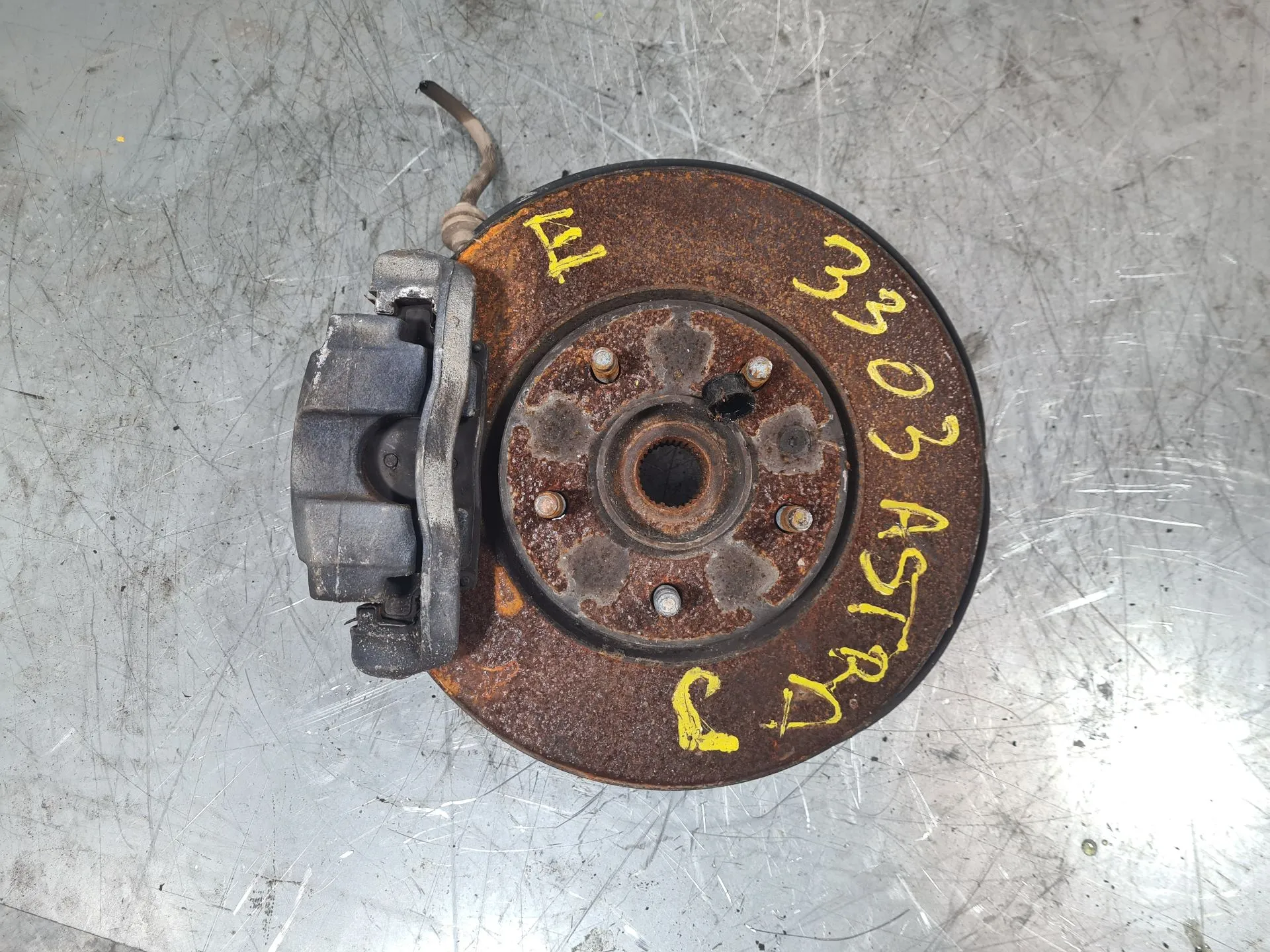 Fusello anteriore sinistro OPEL Astra J