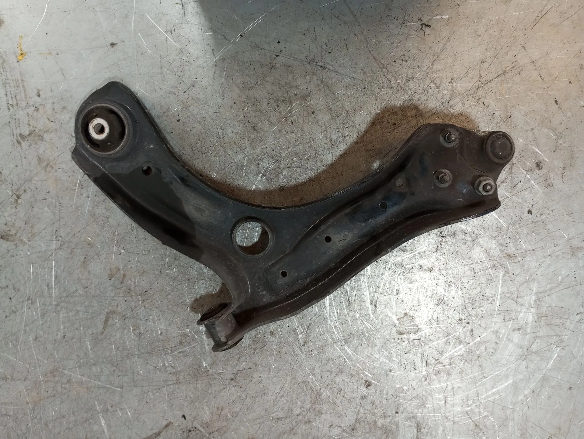 Brazo suspensión delantero derecho SEAT Ibiza IV (6J5, 6P1) Imagem-1