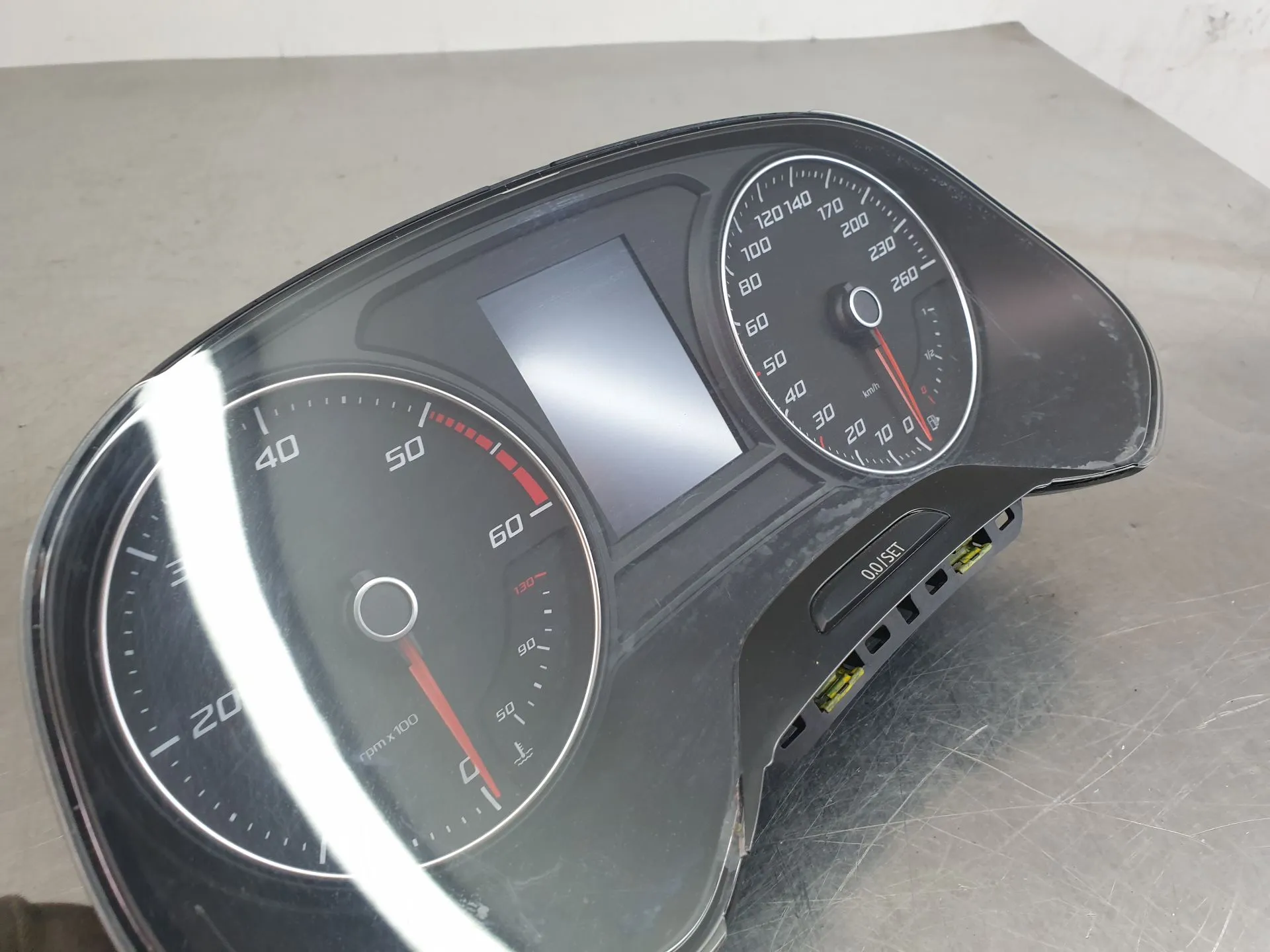 Quadrante / Cuadro de instrumentos SEAT Leon (5F1) Imagem-1
