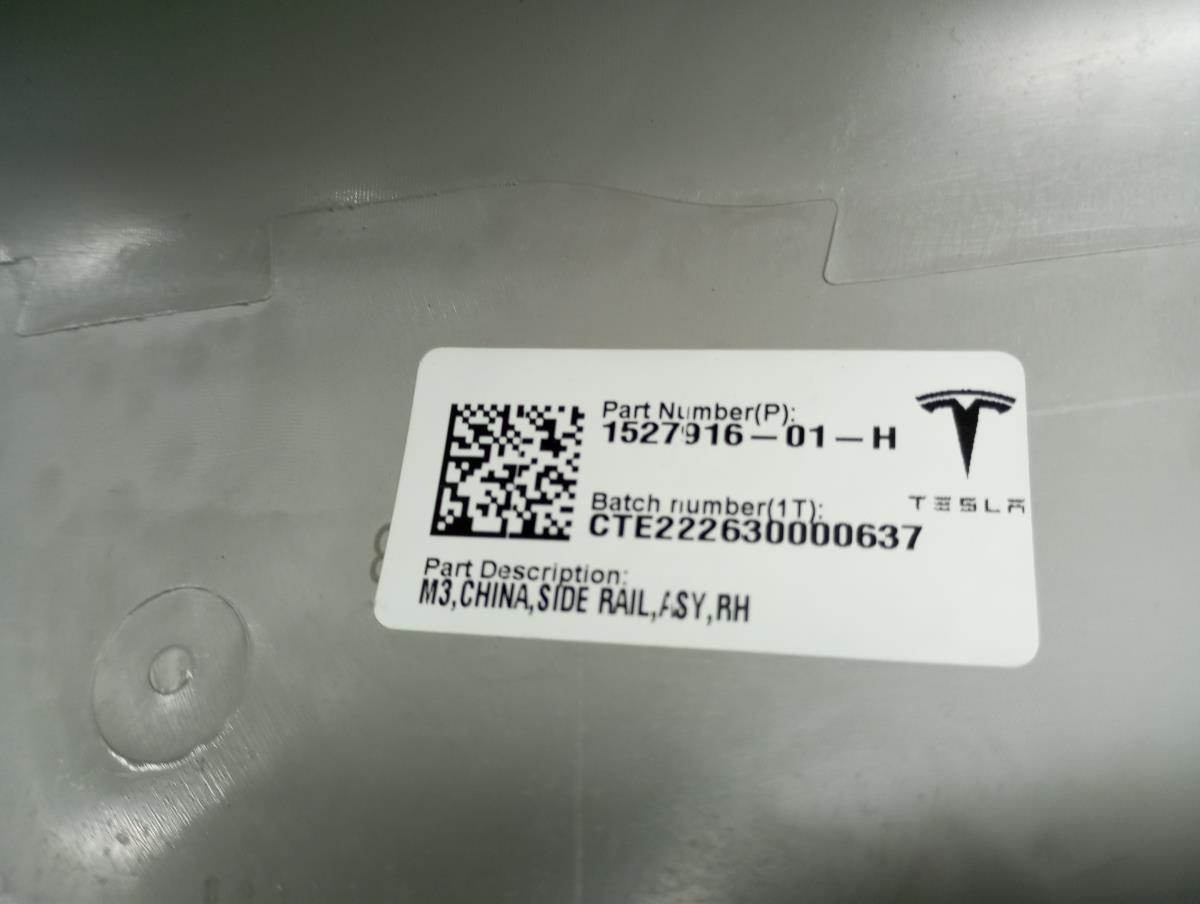 Forras de pilar C direito TESLA Model 3 (5YJ3) Imagem-4