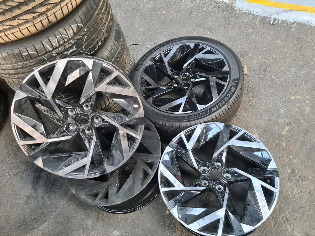 Set di cerchi RENAULT Captur II Imagem-1