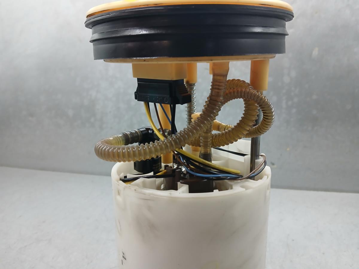 Bomba de combustível VOLKSWAGEN Polo (6R, 6C) Imagem-1