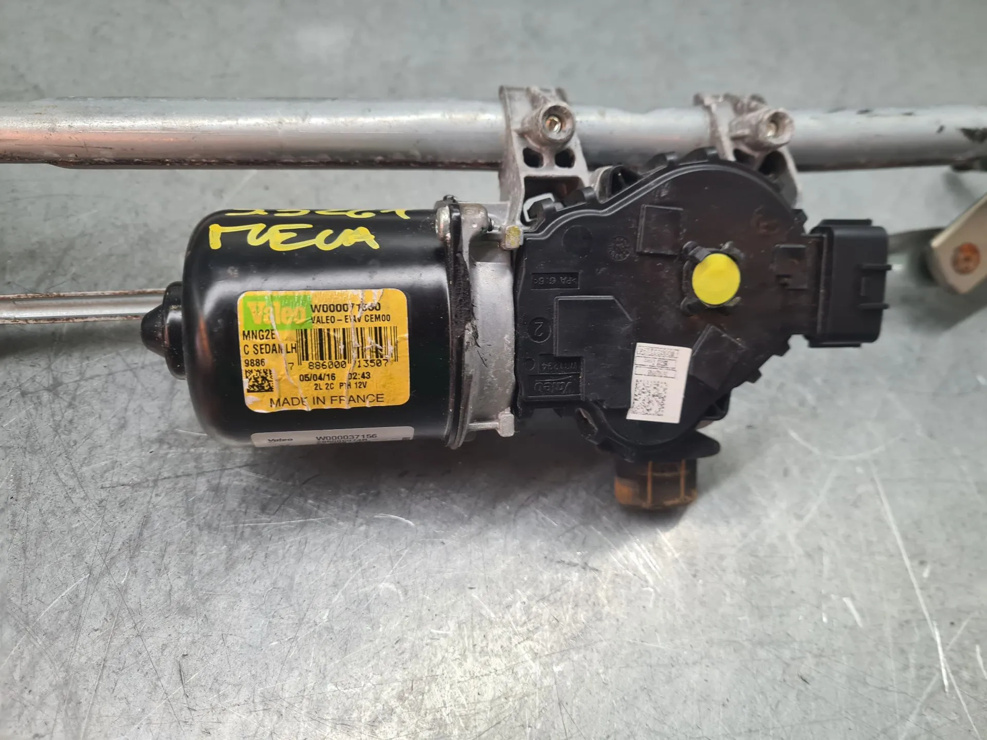 Motor limpa vidros frente RENAULT Megane IV (B9A/M_) Imagem-1