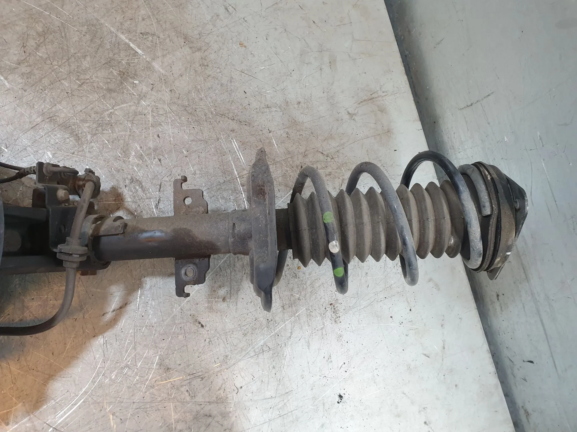 Amortecedor frente direito RENAULT Megane IV (B9A/M_)