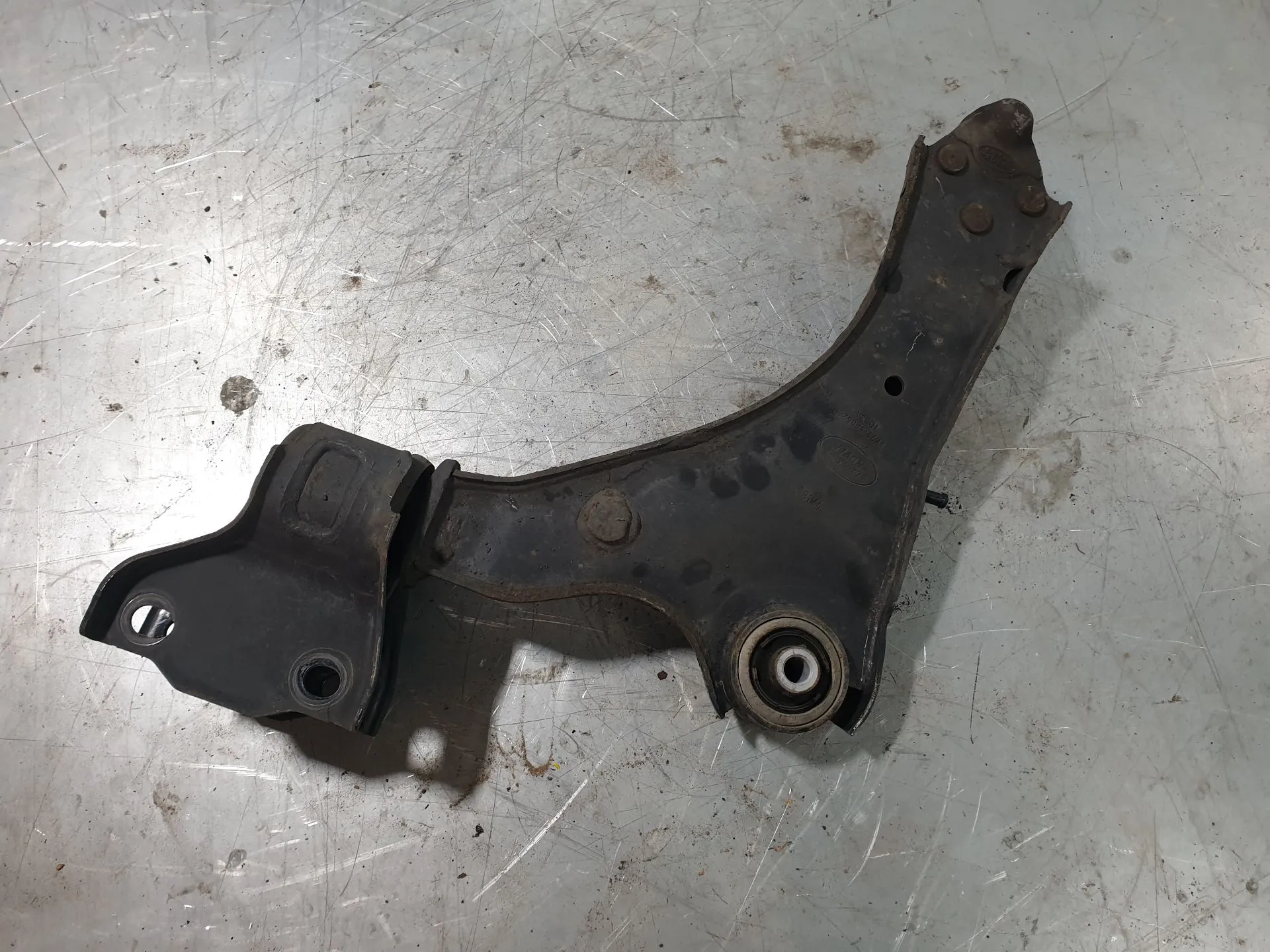 Brazo suspensión delantero derecho LAND ROVER Discovery Sport (L550) Imagem-1