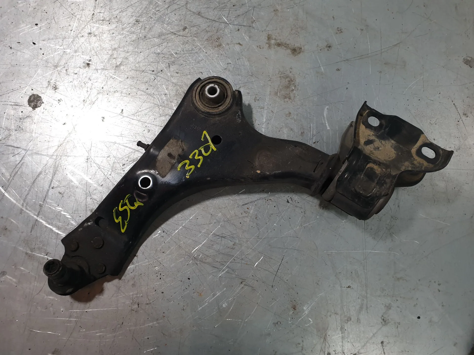 Brazo suspensión delantero izquierdo LAND ROVER Discovery Sport (L550)