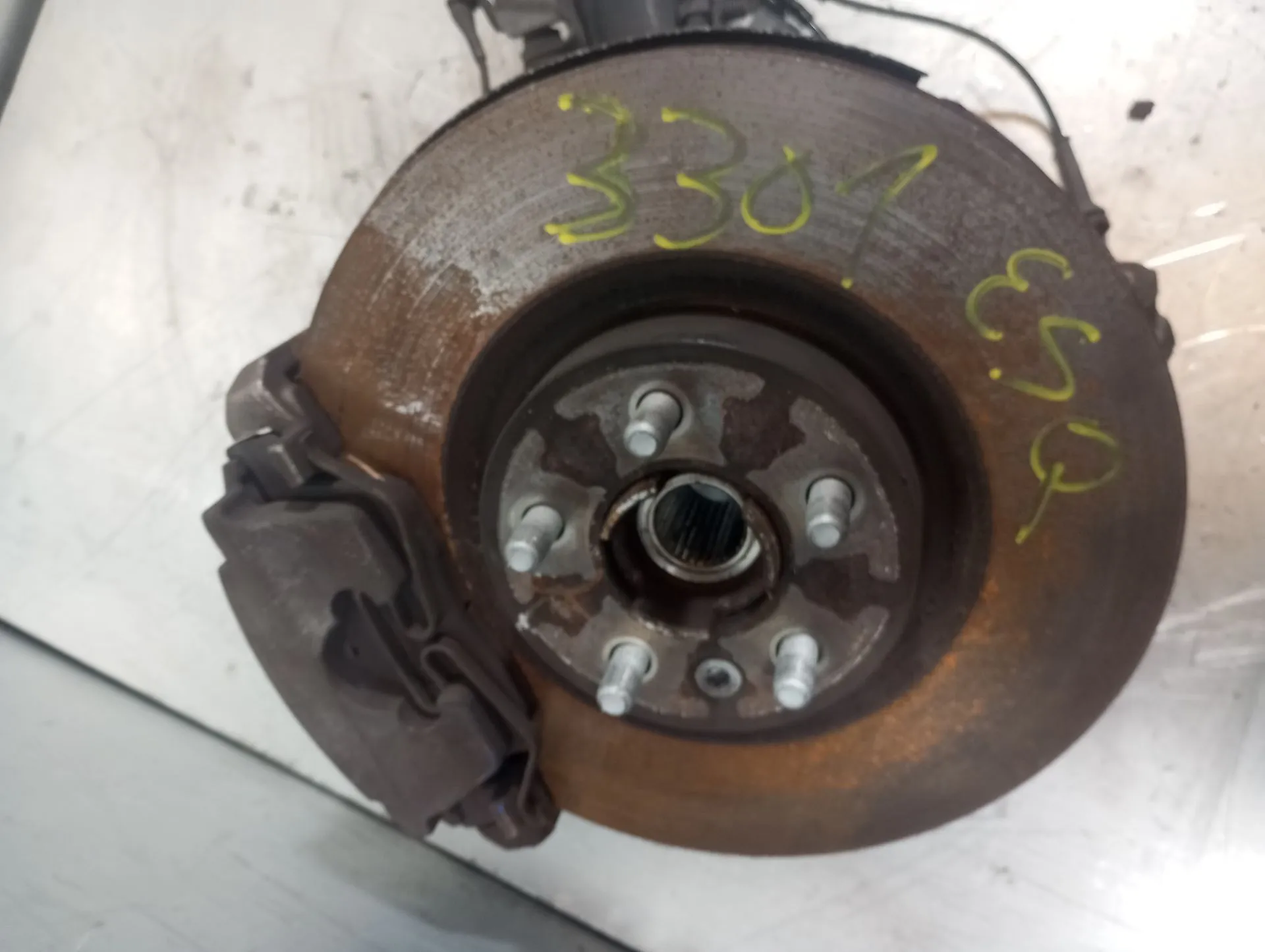 Mangueta delantera izquierda LAND ROVER Discovery Sport (L550)