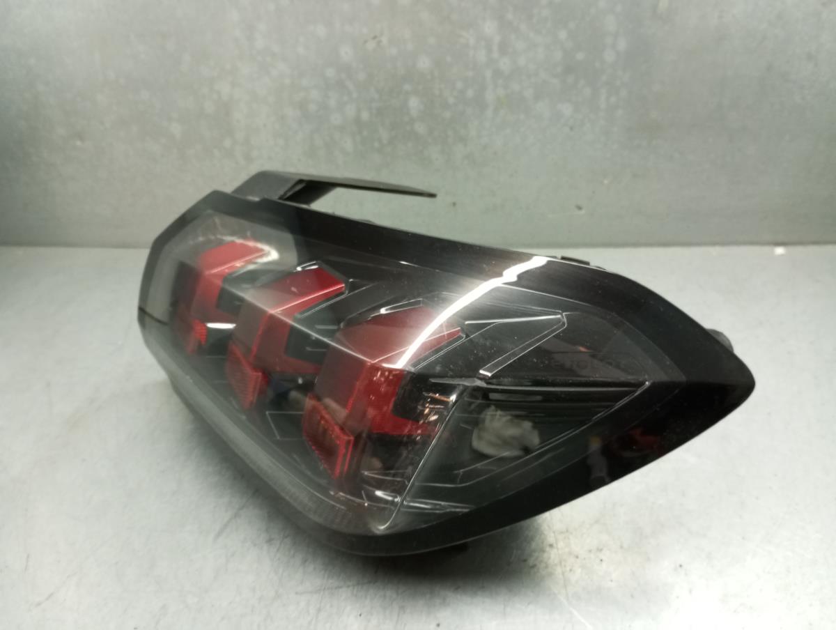 Feu arrière Droite PEUGEOT 208 II Imagem-1