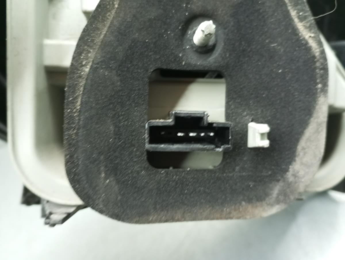 Feu arrière Droite PEUGEOT 208 II Imagem-3