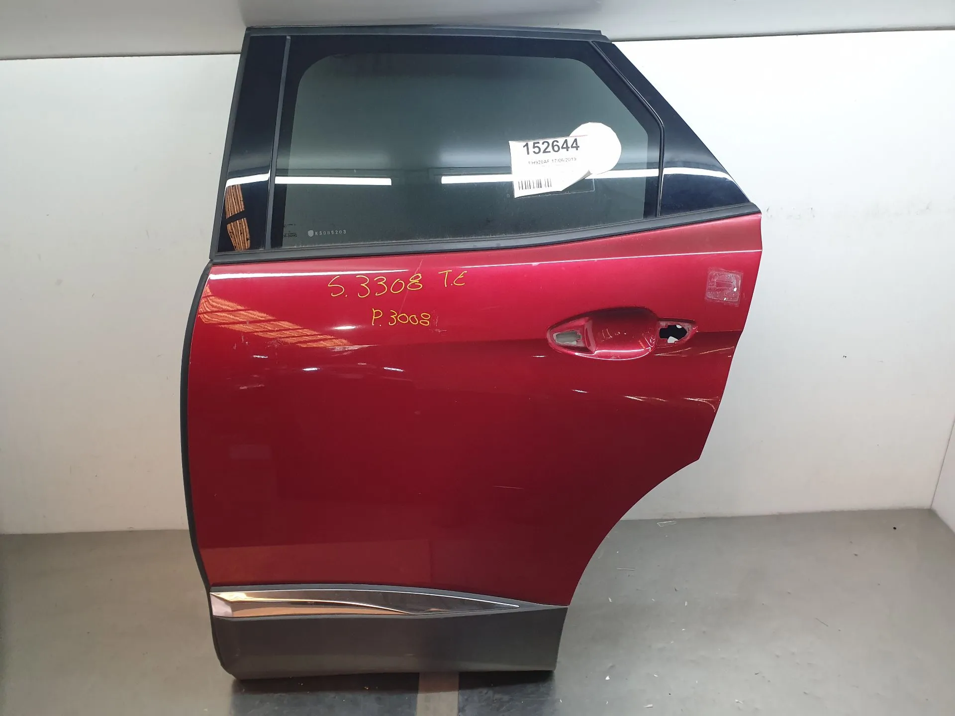 Left rear door PEUGEOT 3008 II (M_)