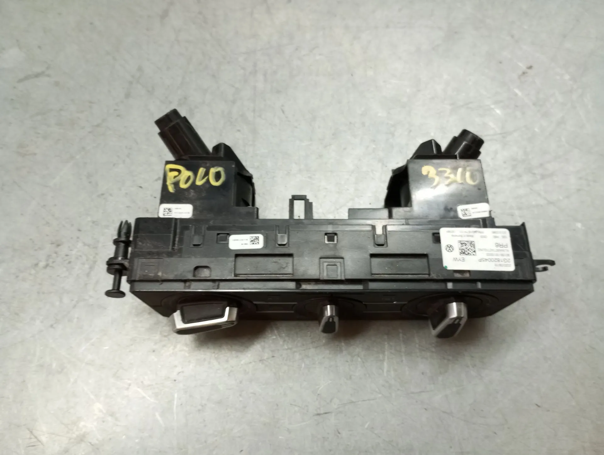 Climate control VOLKSWAGEN Polo (AW1) Imagem-3