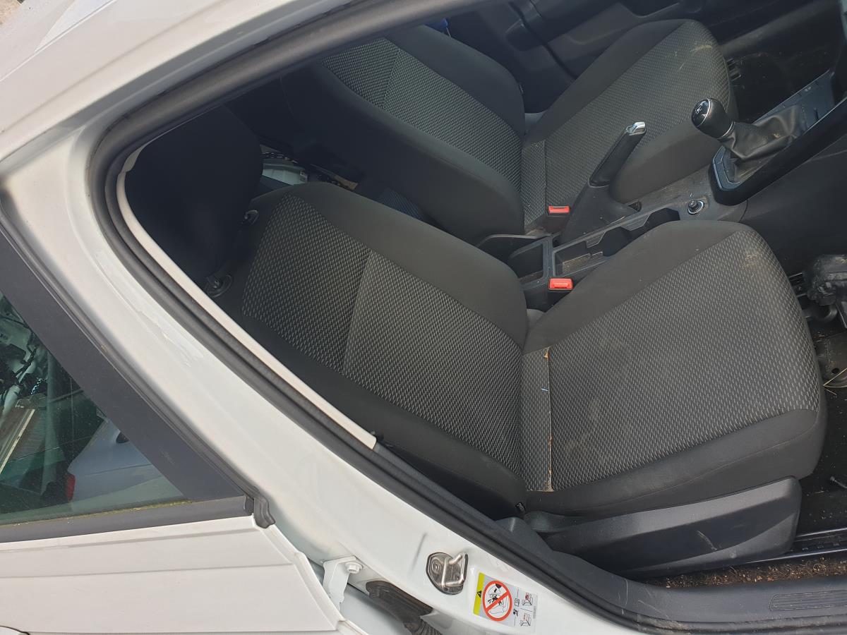 Ensemble sièges VOLKSWAGEN Polo (AW1)