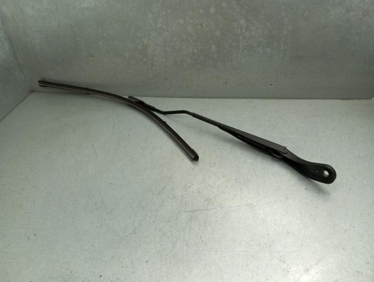 Windscreen wiper arm Left front DACIA Sandero III Imagem-1