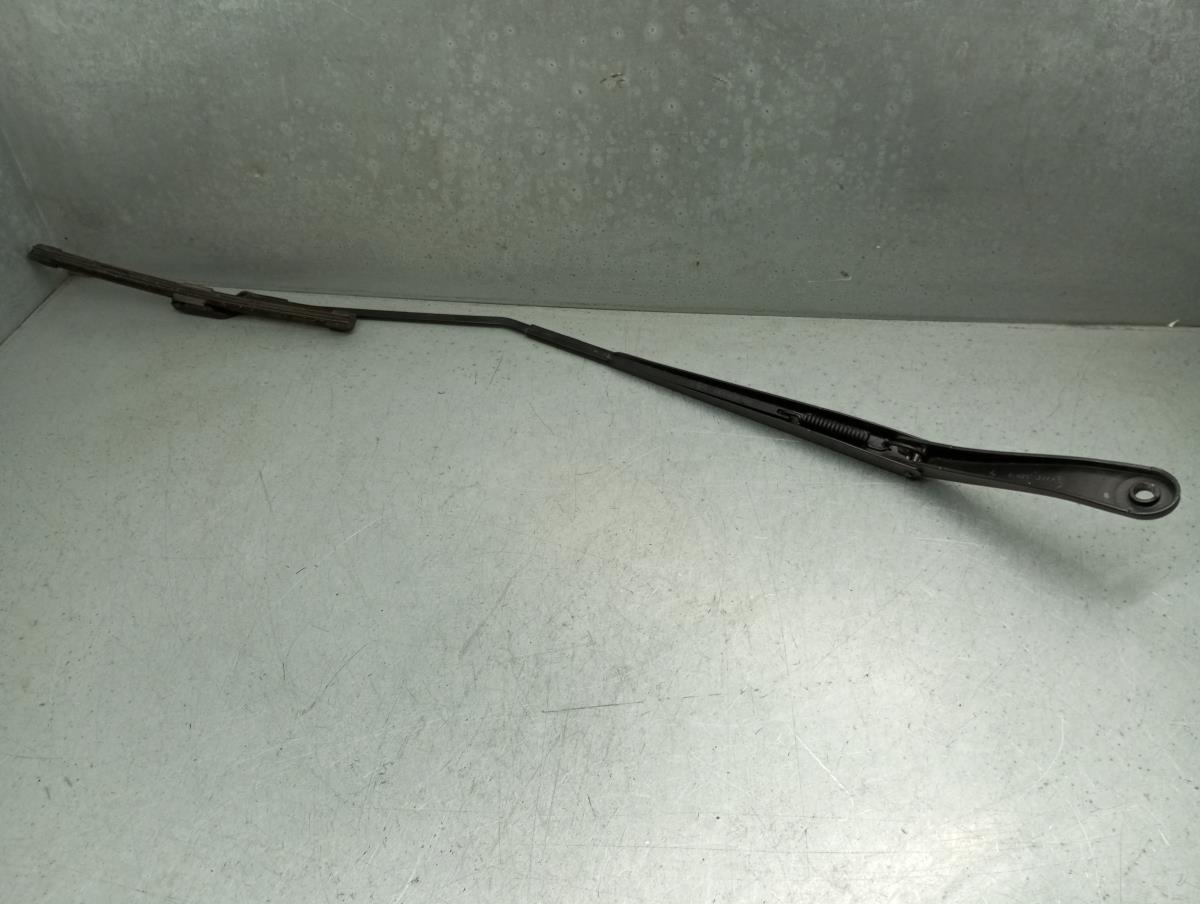 Brazo de limpiaparabrisas delantero derecho RENAULT Clio V (BF_) Imagem-1