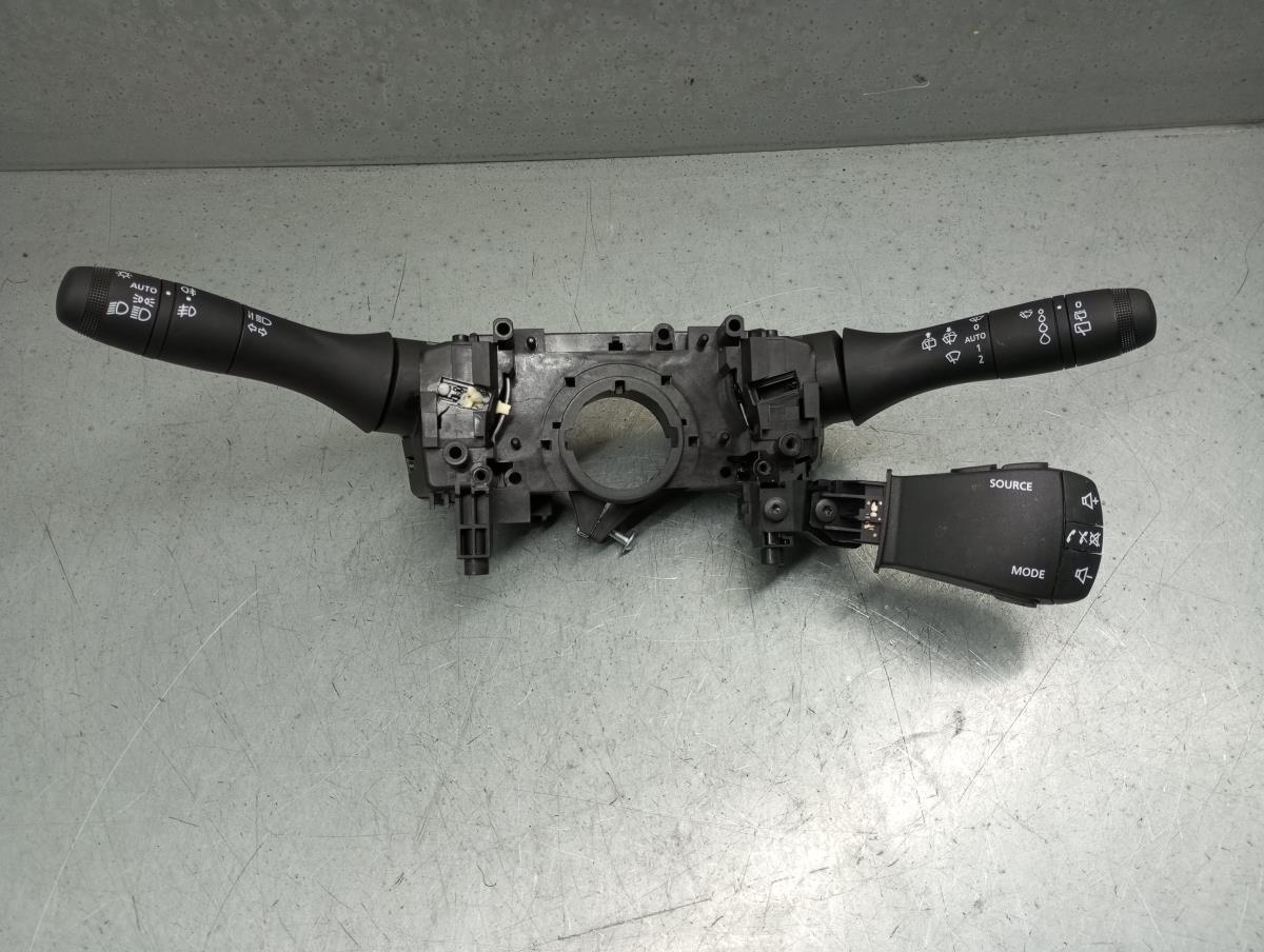 Set leve luci e tergicristalli DACIA Sandero III