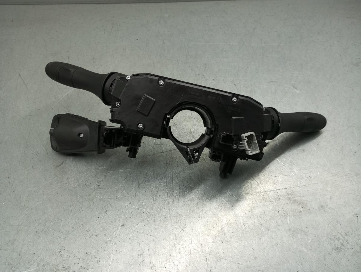 Set leve luci e tergicristalli DACIA Sandero III Imagem-3