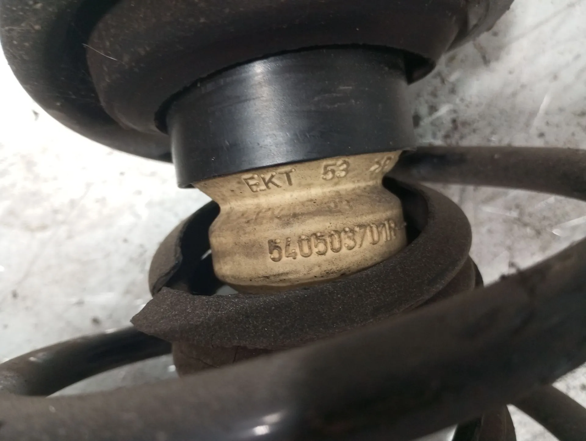 Amortiguador Delantero Izquierdo RENAULT Clio IV (BH_) Imagem-2