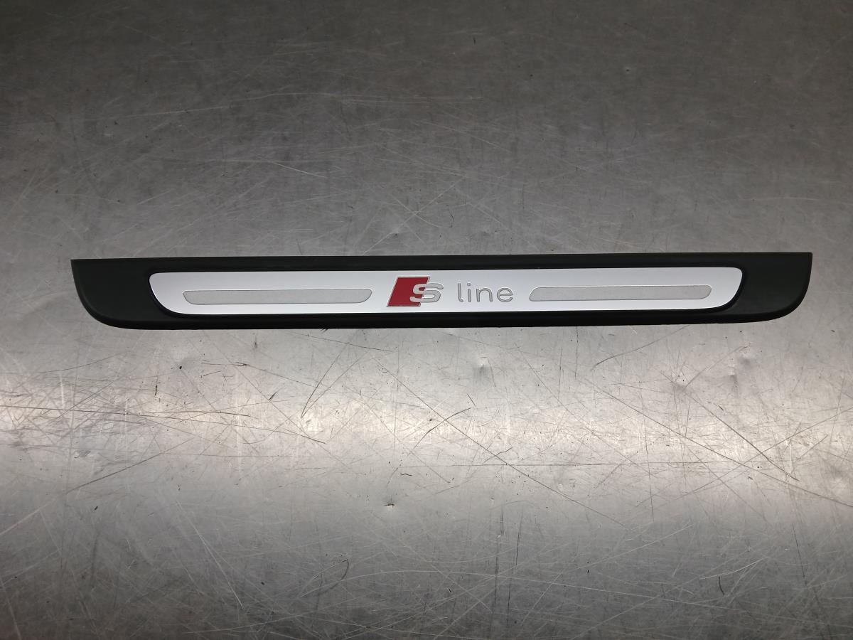 Battitacco porta anteriore destra AUDI A1 Sportback (8XA, 8XF)