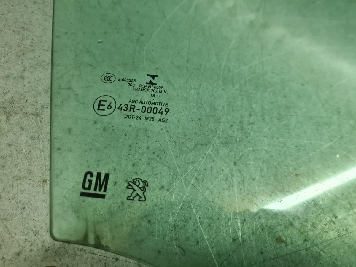 Right front door glass PEUGEOT 3008 II (M_) Imagem-1