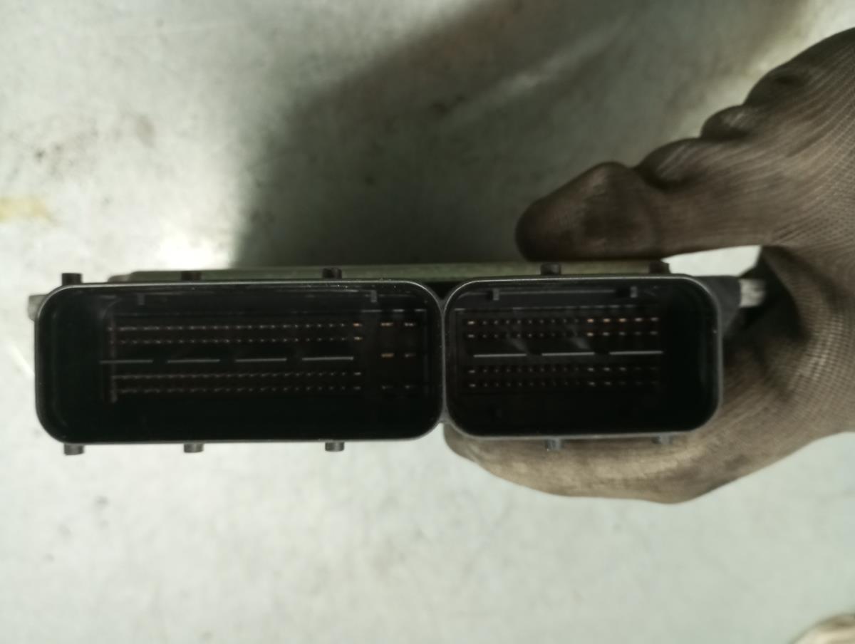 Centralina motor / ECU VOLKSWAGEN Golf VII (5G1, BQ1, BE1, BE2) Imagem-2