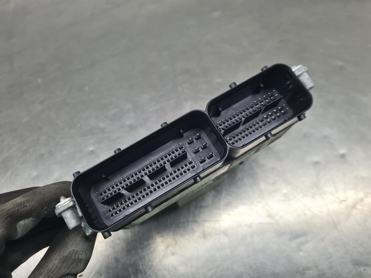 Centralina motor / ECU VOLKSWAGEN Polo (AW1) Imagem-2