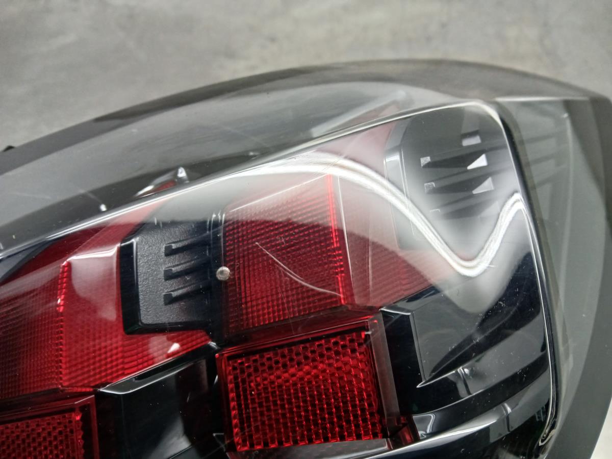 Feu arrière Droite PEUGEOT 208 II Imagem-2